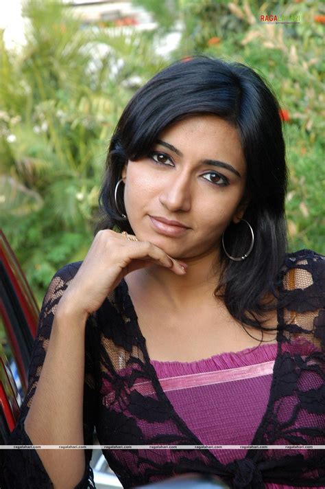 Telugu Tv Actress Revathi Arenanaxre