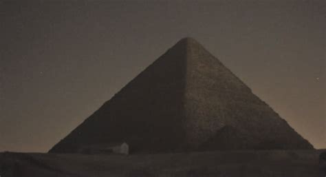 Egypt Furious Over Nude Photo Shoot Atop Great Pyramid 15 Minute