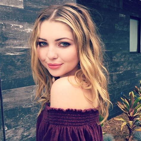 Pin By 𝐉𝐞́𝐬𝐬𝐢𝐜𝐚 𝐌𝐚𝐥𝐥𝐦𝐚𝐦 On Woman Sammi Hanratty Long Hair Styles Beauty