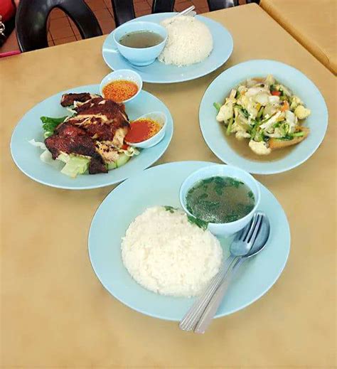 Mengapa anda perlu menginap di hazenick. homestay taman guru kota tinggi: Tempat makan sedap di ...