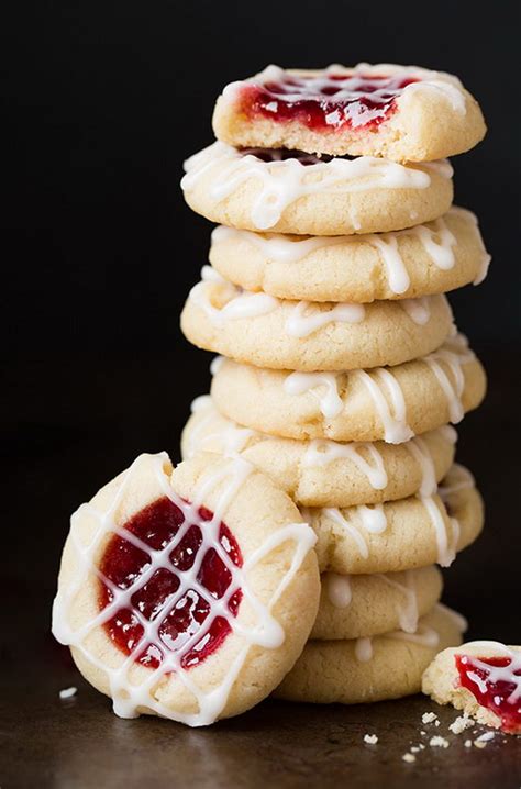 Sure, they have a few miniature chocolate chips thrown in, but they're more like buttery shortbread than chocolate chippers. 30+ Best Christmas Cookie Ideas 2017