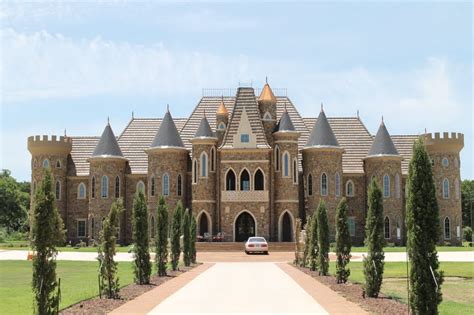 some sort of crazy: American Castles