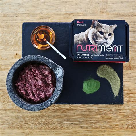 This is a very popular recipe made using ethically sourced 100% british meats together with essential natural supplements. Cat Beef Raw Cat Food with Superfoods | Nutriment.co.uk