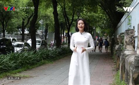 You Look Beautiful Wearing Ao Dai Long Tunic A Tv Show To Honor The