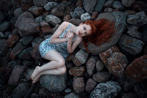 Women Model Redhead Looking Up Barefoot Legs Together Long Hair Dyed Hair Rocks