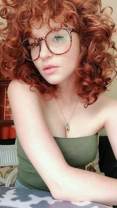 pin by prospero lavey on cute redheads wearing glasses curly hair styles easy curly hair
