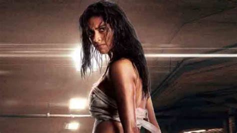 Aadai Movie Review Amala Paul Shines Bright Like A Star And How Jfw Just For Women