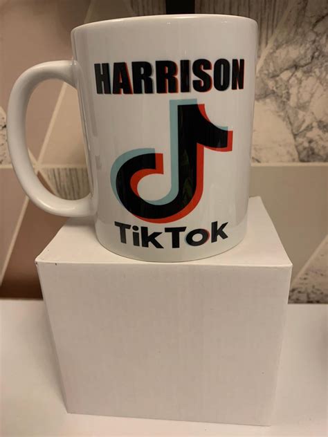Personalised Tik Tok Mugs In Rm5 2rs Romford Für 1000 £ Zum Verkauf