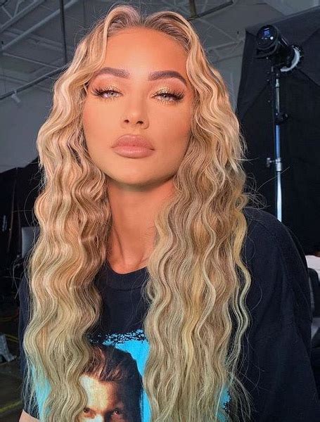 It seems like lately 90s trends have slowly and steadily been making a comeback. 20 Cute Crimped Hairstyles to Try in 2021- The Trend Spotter