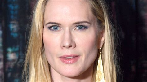 Heres What Stephanie March Has Been Doing Since Leaving Law And Order Svu