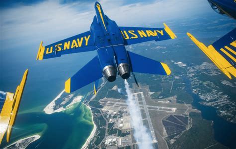 Here Are 10 Amazing Photos Of The Us Navy Blue Angels American