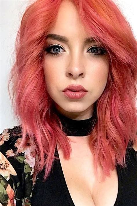 A Colorist Weighs In On Cherry Blond Hair — This Months Biggest Hair