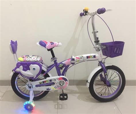 Catatan yang terinspirasi dari apa yang saya lihat, saya baca, saya dengar, dan saya rasakan. 25+ Gambar Kartun Orang Naik Sepeda Lipat - Miki Kartun