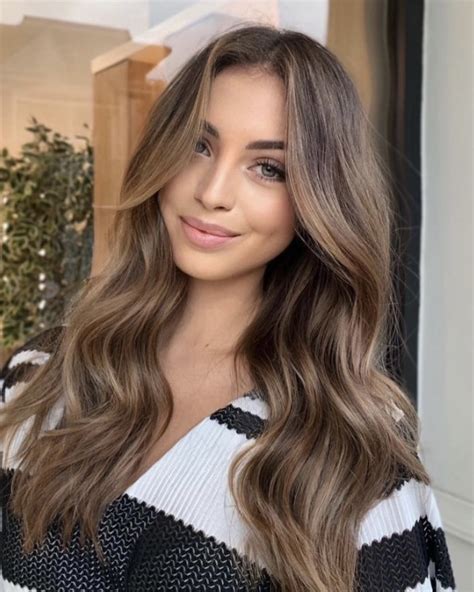 40 Best Bronde Hair Ideas To Show Your Stylist Your Classy Look