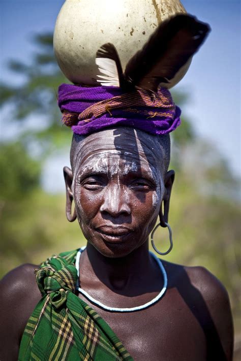 Photo Mursi Woman Ethiopia Par Steven Goethals On 500px Women African People Ethiopia