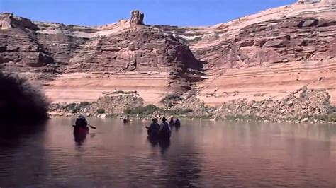 Canoeing Along The Green River Youtube
