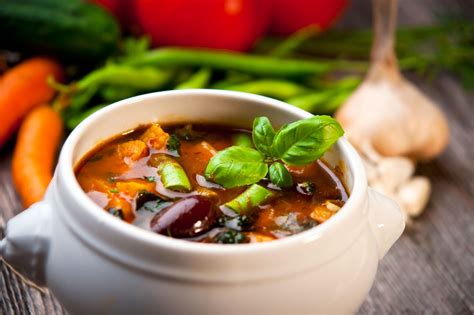 Easy Mediterranean Vegetable Soup