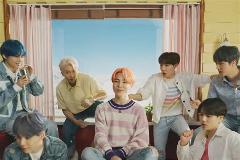 /give rightful credits/ /don't claim it as yours/. "Boy With Luv" de BTS ha alcanzado las 300 millones de ...