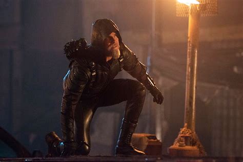 Legends Of Tomorrow First 2046 Photo Of Future Oliver