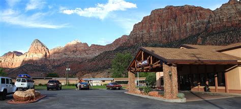 Hotel In Zion National Park Zion Lodging Zion National Park Lodging