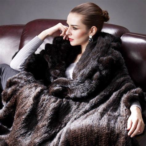 Pin By Jimmy Watrelot On Fur For Ever Fashion Fur Coat Coat