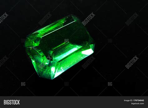 Green Emerald Gem Image And Photo Free Trial Bigstock