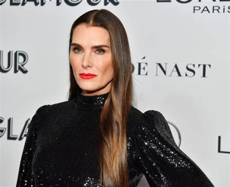 Brooke Shields Shares Stability Ball Workout That Keeps Her Fit