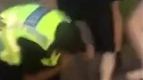 Watch Disturbing Footage Shows Police Officer Assaulted With Crowd Laughing Metro Video