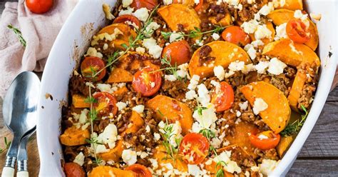 Hackfleisch lasagne rezept alle rezepte deutschland. Süßkartoffel-Auflauf mit Hack und Feta | Rezept | Auflauf ...