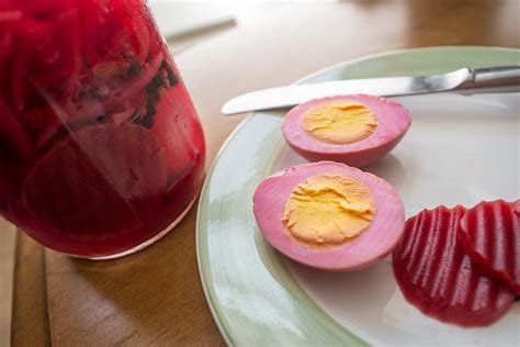 Amish Pickled Beet Eggs Recipe These Pickled Eggs Are A Delicacy In