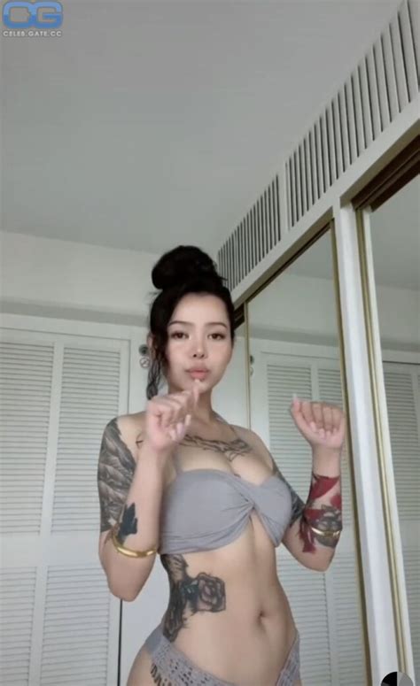 Bella Poarch Nackt Nacktbilder Playboy Nacktfotos Fakes Oben Ohne