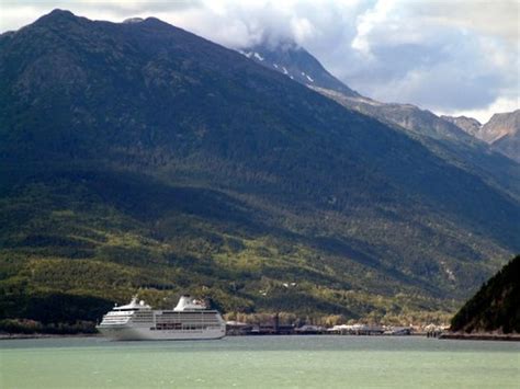 The First Timers Guide To Cruising In Alaska Huffpost Life