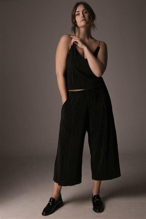 Eva Kay Model Superbe Connecting Fashion Talents