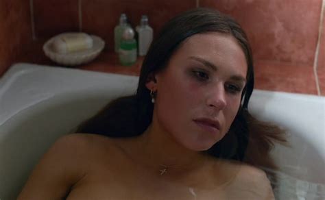 Sarah Gustafsson Sexy Scene In Barracuda Queens Aznude