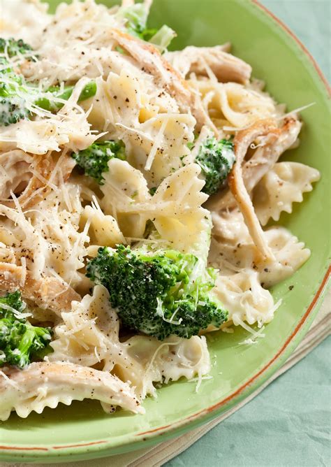 Chicken And Broccoli Alfredo Keeprecipes Your Universal Recipe Box