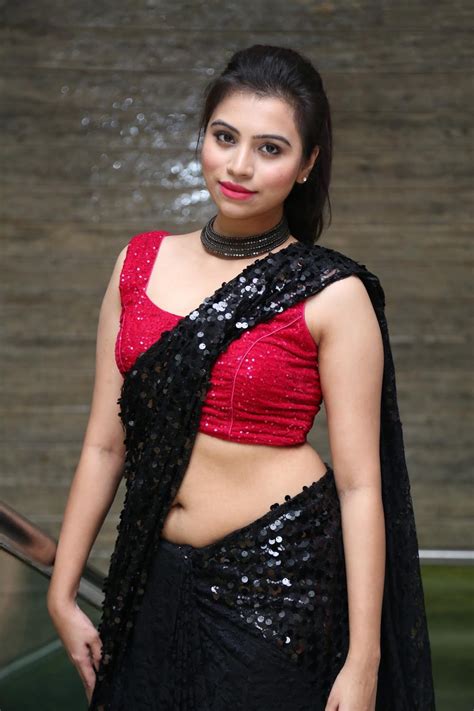 Beauty Galore Hd Priyanka Ramana Voluptuous Body Hot In Black Saree