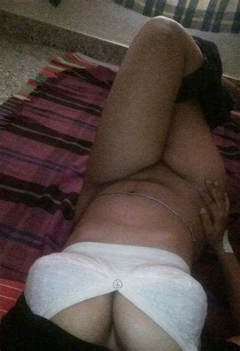 Indian Big Boob Doctor Nudes Leaked From Her Phone