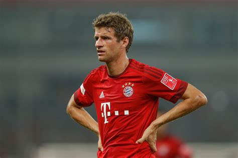 Thomas Müller Hints At Bayern Munich Stay Despite Manchester United
