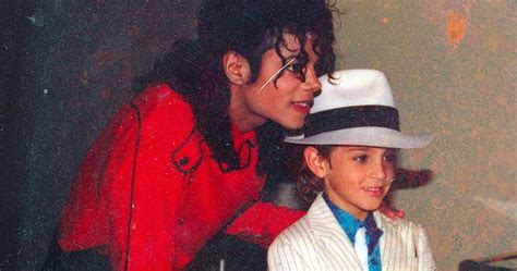 Hbos Leaving Neverland Trailer Unveils The Controversial Michael