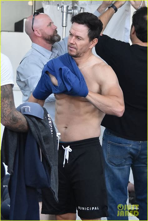 Mark Wahlberg Gets Sweaty During A Shirtless Workout Photo 4420699
