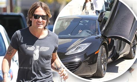 Keith Urban Spotted Driving Luxury Black Mclaren Sports Car Daily Mail Online
