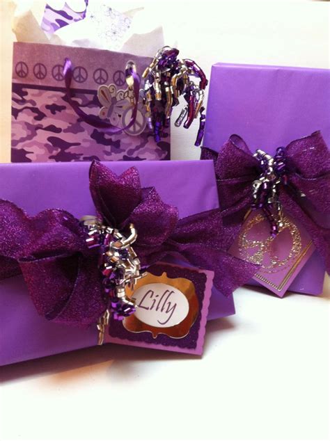 We did not find results for: 36 best images about Gift wrapping ideas =} on Pinterest