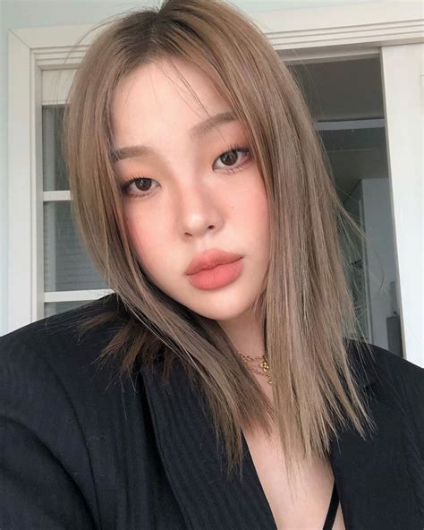 희주 Heejoo On Instagram 🤓 Blonde Hair Korean Brown Hair Korean