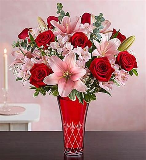 33 Beautiful Valentine Flower Arrangements That You Will Like In 2020