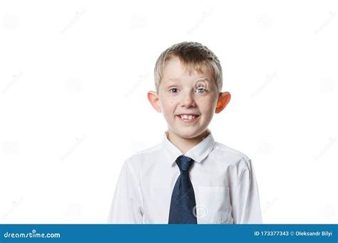 wesoły chłopiec w białej koszuli obraz stock obraz złożonej z uczeń amerykanin 173377343