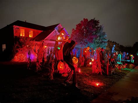 Chicagolands Halloween Houses Inferno Manor Of Tanner Trails In North