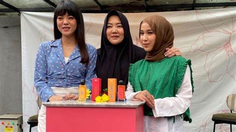 Risa Saraswati Dan Riana Rizki Launching Parfum CYKAS Yuk Kenali Aromanya Yang Bikin Percaya