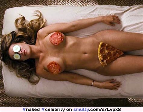 Celebrity Carmen Electra Naked But Covered In Meet The Spartans