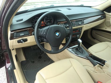 Joyce owns this bmw 3 series. 2009 BMW 3 Series - Interior Pictures - CarGurus