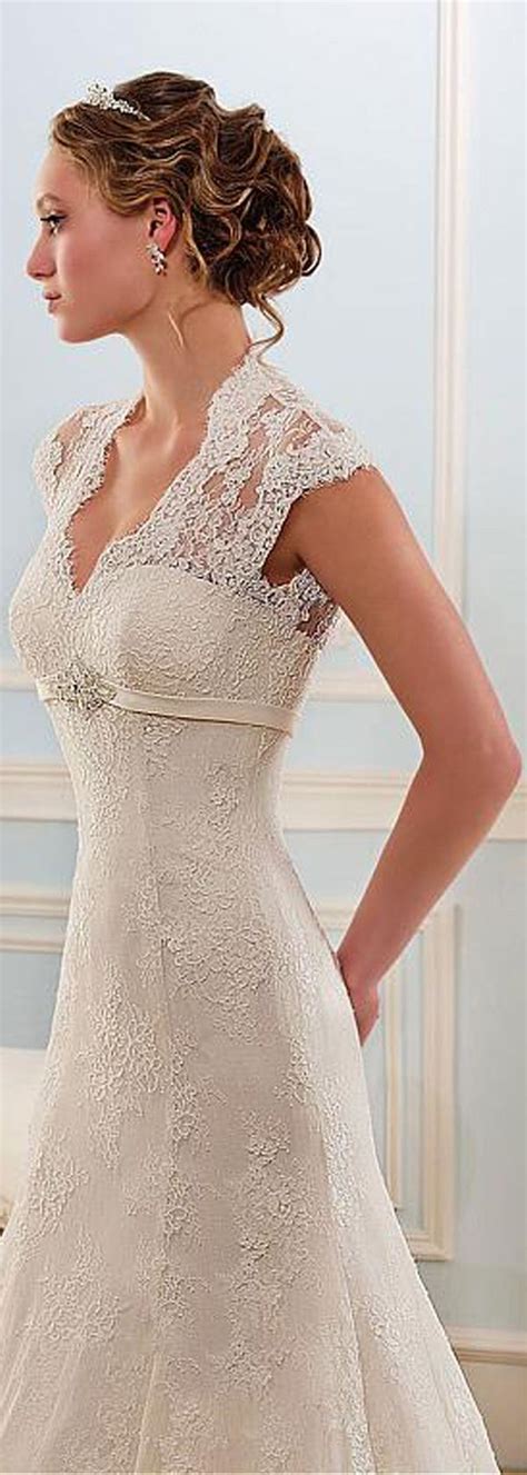 Dressystar women's lace chiffon bridesmaid dress sleeveless formal wedding party dress. Gorgeous Lace Queen Anne Neckline A-line Wedding Dresses ...